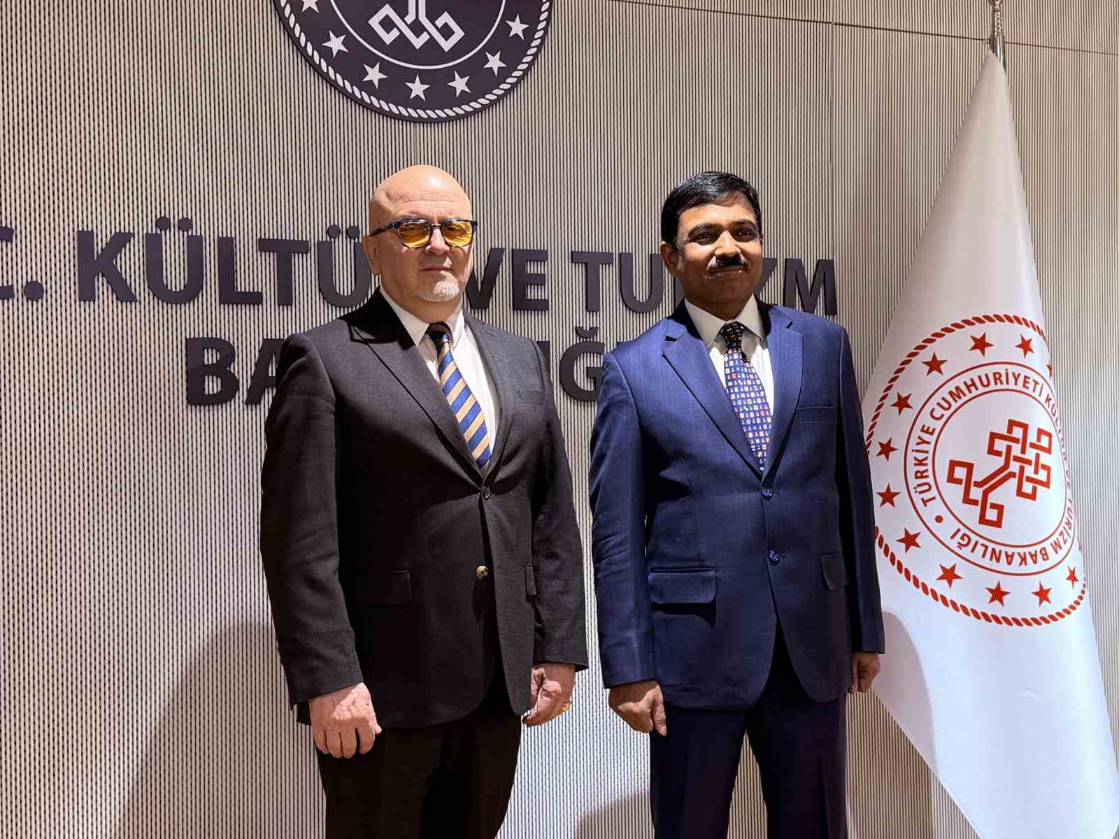 turkiye ile hindistan arasinda sinema alaninda yeni is birlikleri olusuyor 1 gZpMUSMO