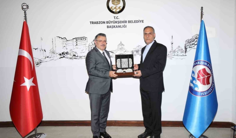 turkiye-ile-iran-arasindaki-ticarette-trabzon-limaninin-onemi-artacak-DOWebeAE.jpg