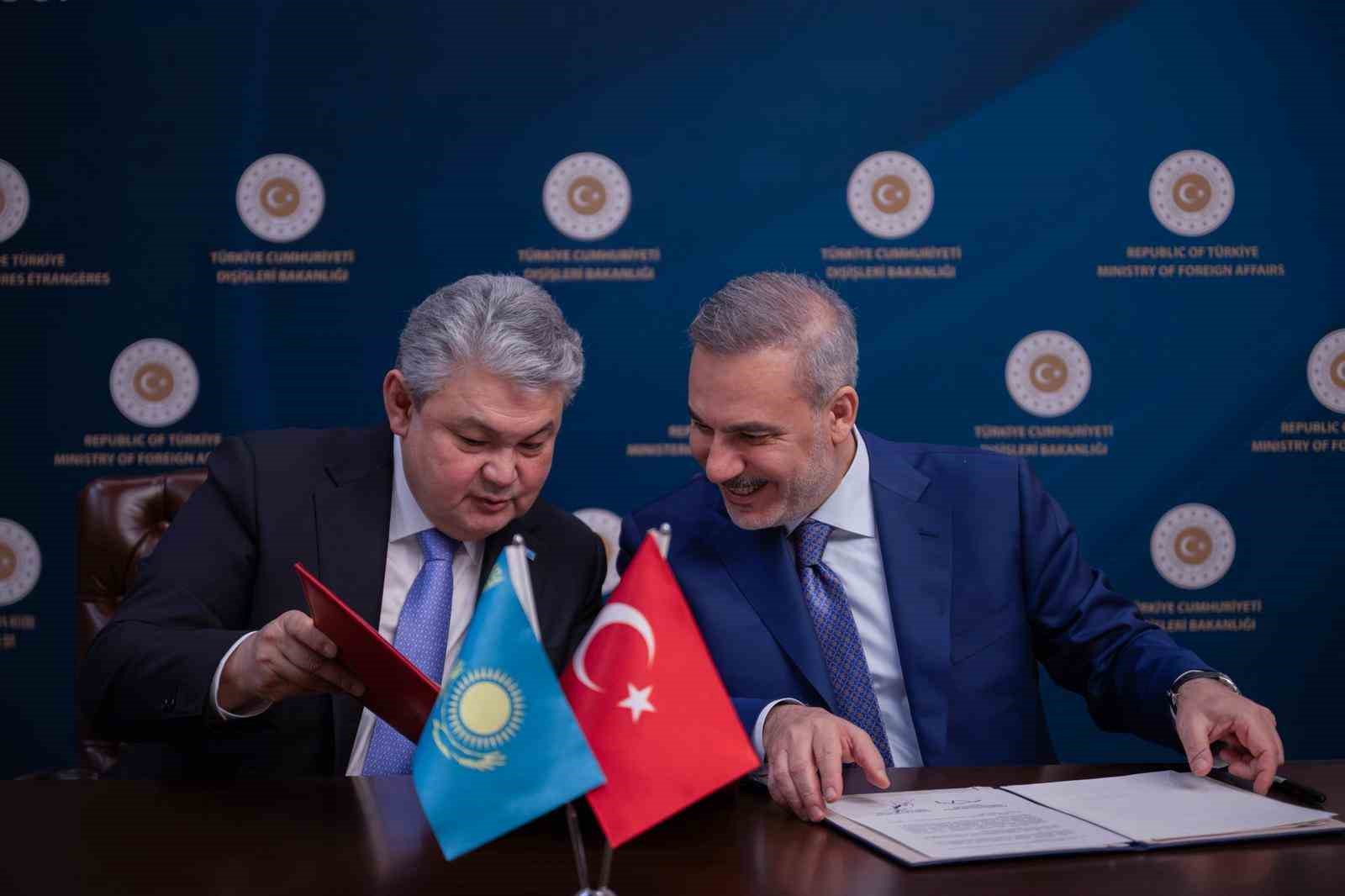 turkiye ile kazakistan disisleri bakanliklari arasinda 2026 2027 isbirligi plani imzalandi 1 5NhXn7OP