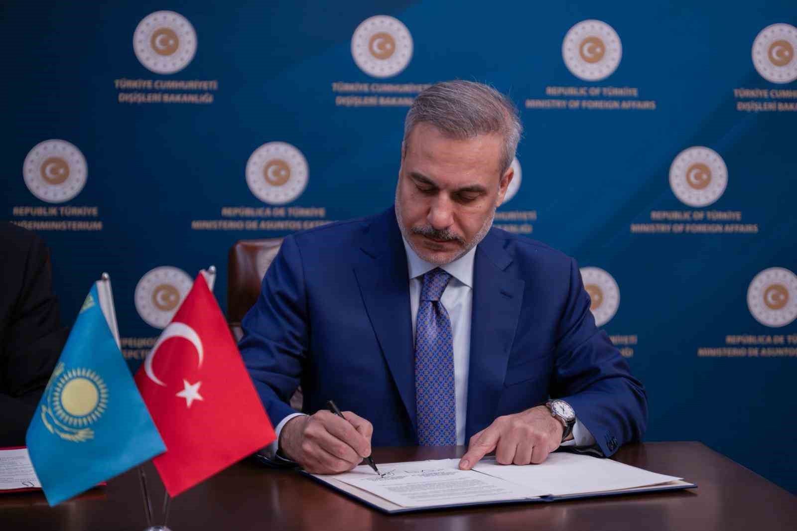 turkiye ile kazakistan disisleri bakanliklari arasinda 2026 2027 isbirligi plani imzalandi 2 FImLDdI3