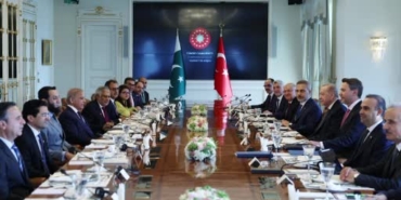 turkiye-ile-pakistan-heyeti-calisma-yemegi-TzhtebYk.jpg