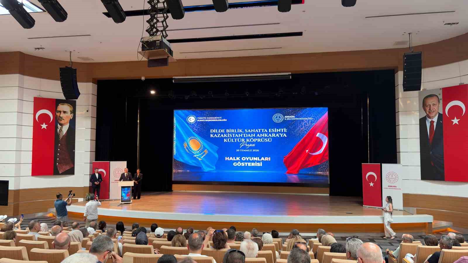 Türkiye-Kazakistan dostluğu halk oyunlarıyla sahneye taşındı 7 turkiye kazakistan dostlugu halk oyunlariyla sahneye tasindi 3 c3ObwbvT
