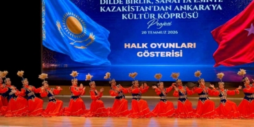 turkiye-kazakistan-dostlugu-halk-oyunlariyla-sahneye-tasindi-SmKEx1hF.jpg