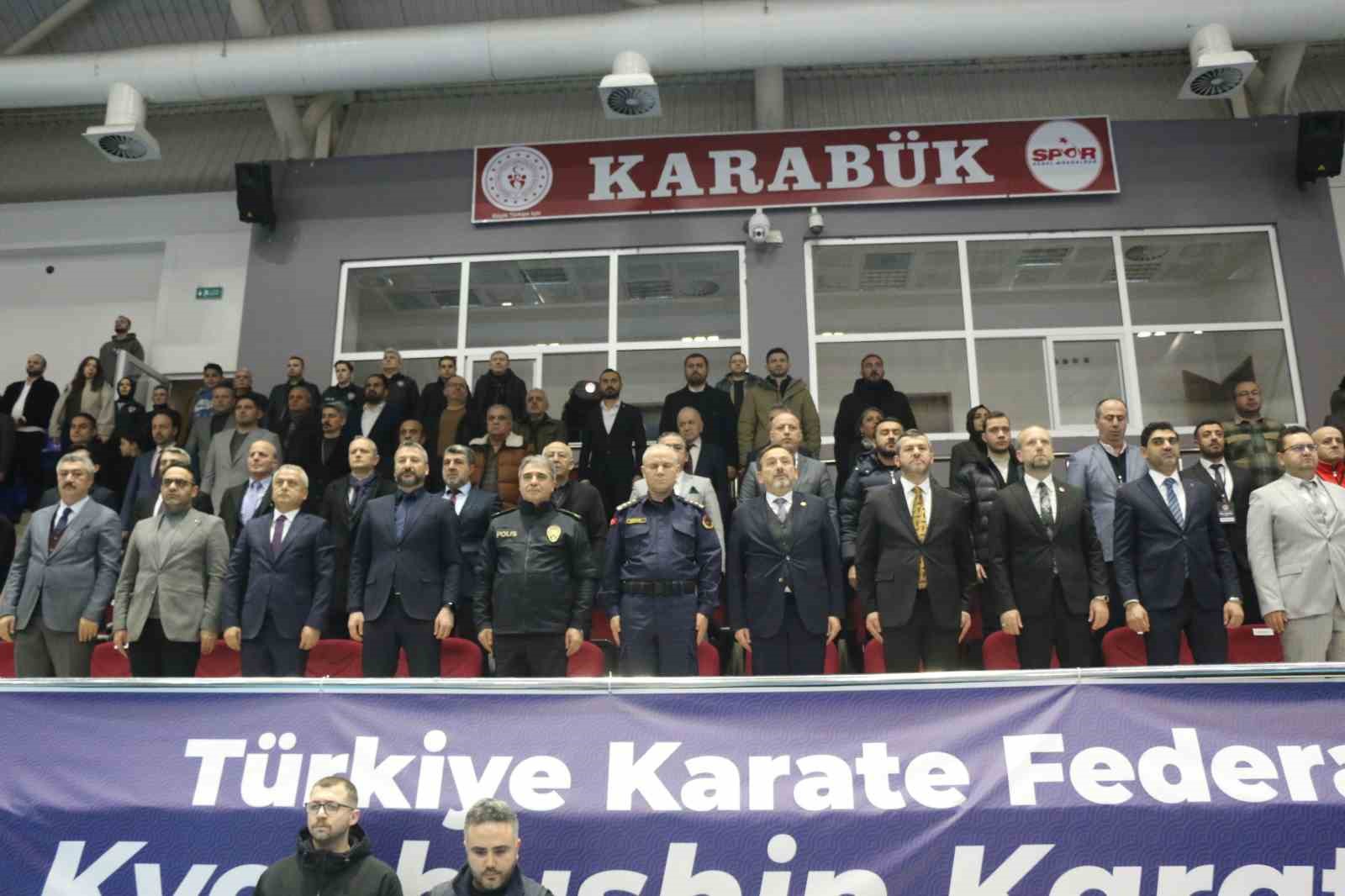 turkiye kyokushin stil karate sampiyonasi karabukte basladi 11 p1Trfpuf