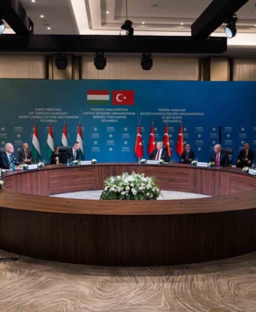 turkiye-macaristan-ortak-istisare-mekanizmasi-birinci-toplantisi-istanbulda-basladi-C5DdZ1Y6.jpg