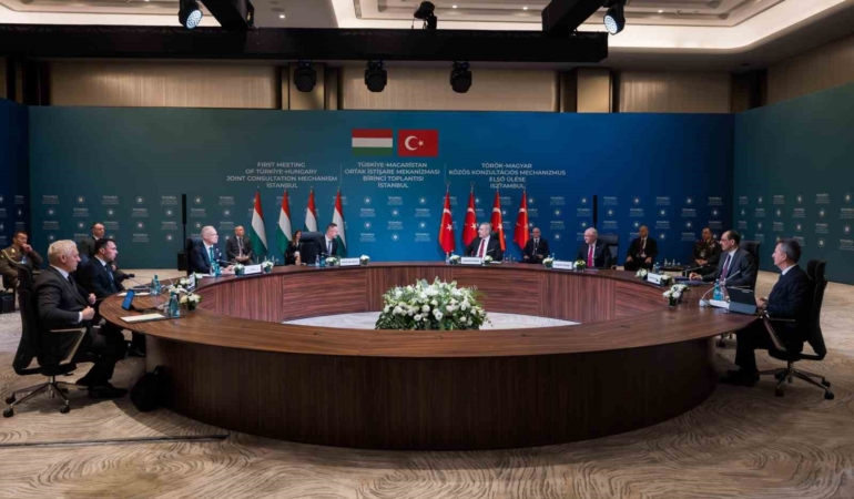 turkiye-macaristan-ortak-istisare-mekanizmasi-birinci-toplantisi-istanbulda-basladi-C5DdZ1Y6.jpg
