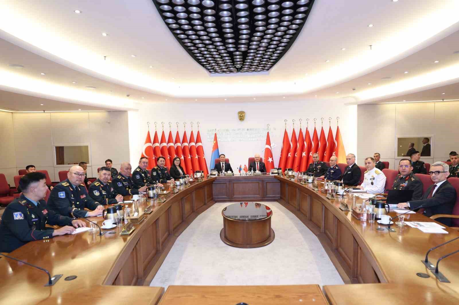 Türkiye-Moğolistan arasında Askerî Eğitim İş Birliği Anlaşması imzalandı 6 turkiye mogolistan arasinda asker egitim is birligi anlasmasi imzalandi 2 qSigUlGl