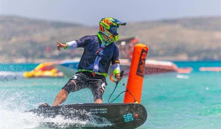 turkiye-motosurf-milli-sporculari-dikkat-cekici-bir-basari-grafigi-yakaladi-kEvUfFep.jpg
