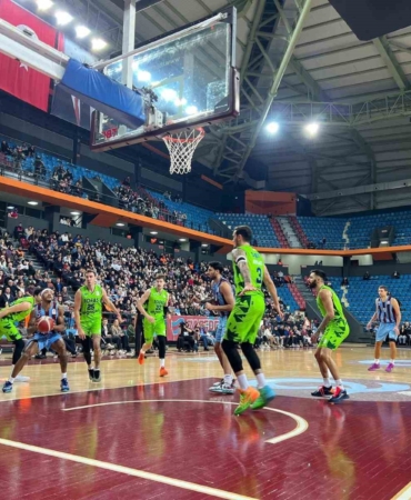 turkiye-sigorta-basketbol-ligi-trabzonspor-92-tofas-87-gm2YFyBy.jpg