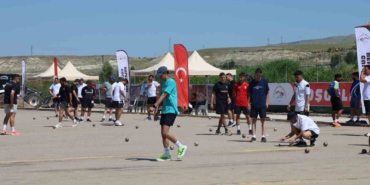 turkiye-umitler-ve-buyukler-bocce-volo-sampiyonasi-nevsehirde-basladi-AB5I7SDE.jpg