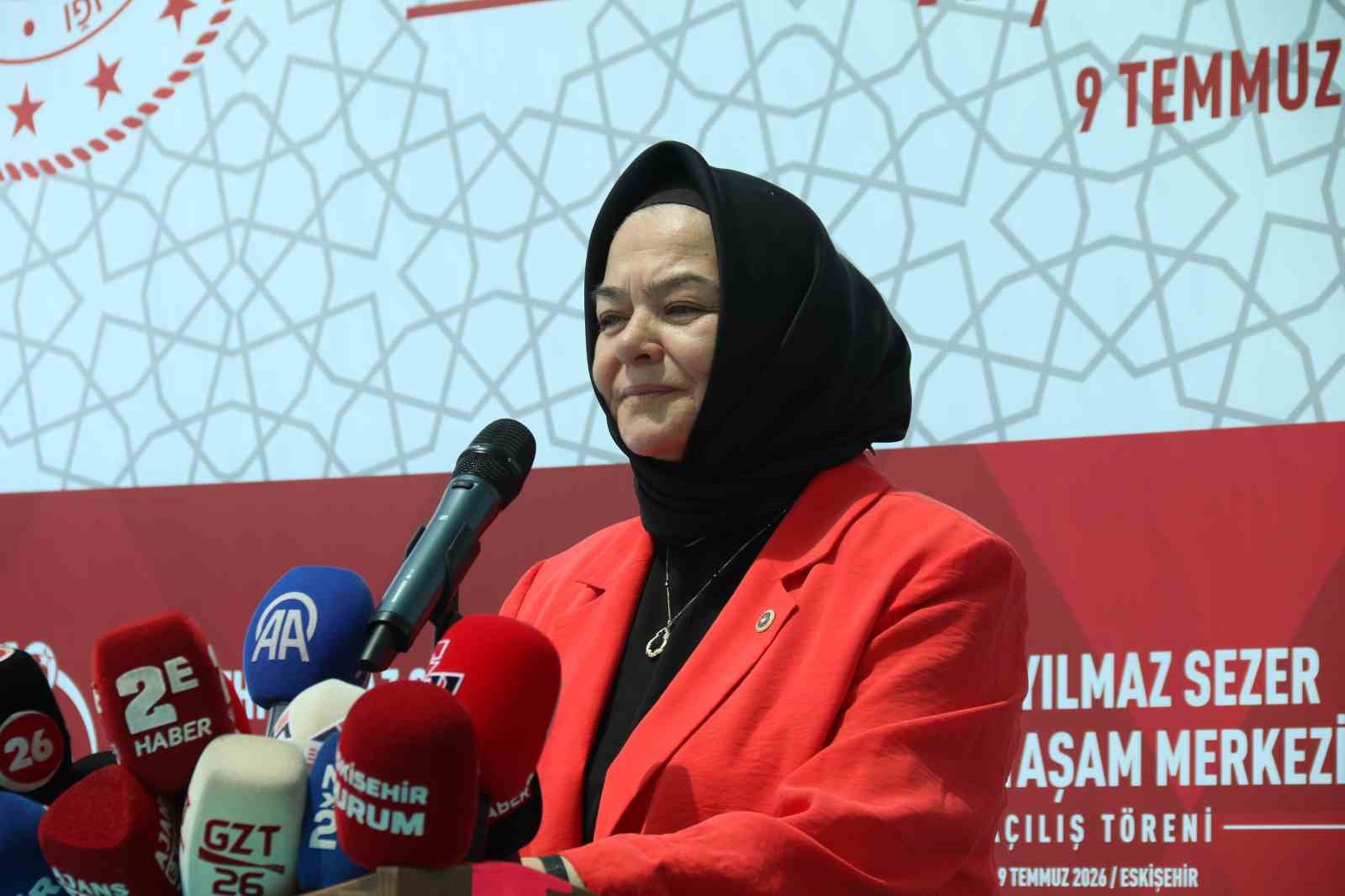 Türkiye’de bir ilk olan Fethi Yılmaz Sezer Aktif Yaşam Merkezi hizmete açıldı 9 turkiyede bir ilk olan fethi yilmaz sezer aktif yasam merkezi hizmete acildi 5 XzDESEC1