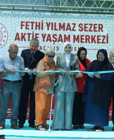 turkiyede-bir-ilk-olan-fethi-yilmaz-sezer-aktif-yasam-merkezi-hizmete-acildi-ZhYZreNU.jpg