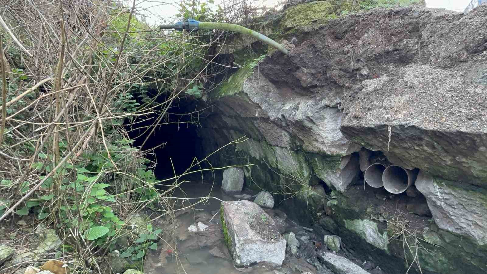 Türkiye’de bir örneği daha yok; Trabzon’da Roma dönemine ait su kanalı ortaya çıktı 9 turkiyede bir ornegi daha yok trabzonda roma donemine ait su kanali ortaya cikti 5 TCqLvXcu