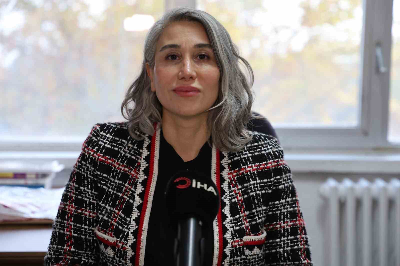 Türkiye’de ilk uygulama: Trafik sinyalizasyonlarında "Şiddete Hayır" ve "Kadına Saygı" mesajı 12 turkiyede ilk uygulama trafik sinyalizasyonlarinda siddete hayir ve kadina saygi mesaji 8 mXpPFhN9
