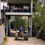 turkiyede-sadece-2-tane-var-inegolde-mahalle-konagi-gorenleri-hayrete-dusuruyor-6jMgp4Xv.jpg