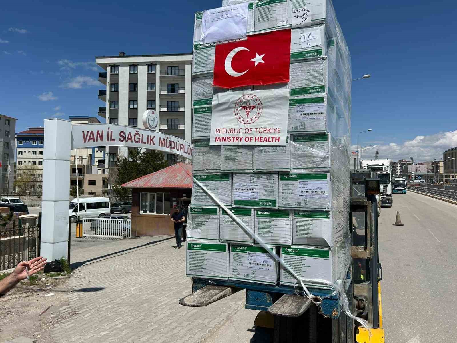 Türkiye’den İran’a sağlık desteği: Van’dan gönderilen yardım tırı sayısı 9 oldu 6 turkiyeden irana saglik destegi vandan gonderilen yardim tiri sayisi 9 oldu 2 qdDQGiTu