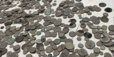 turkiyeden-kacirilan-binlerce-sikke-ve-obje-komsuya-takildi-rQDOJmf7.jpg