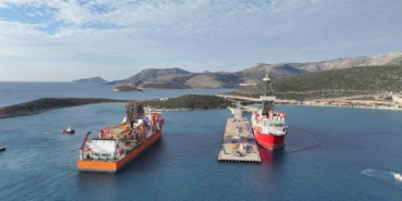 turkiyenin-6inci-sondaj-gemisi-tasucu-limanina-yanasti-a5MscXTS.jpg