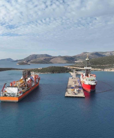 turkiyenin-6inci-sondaj-gemisi-tasucu-limanina-yanasti-a5MscXTS.jpg