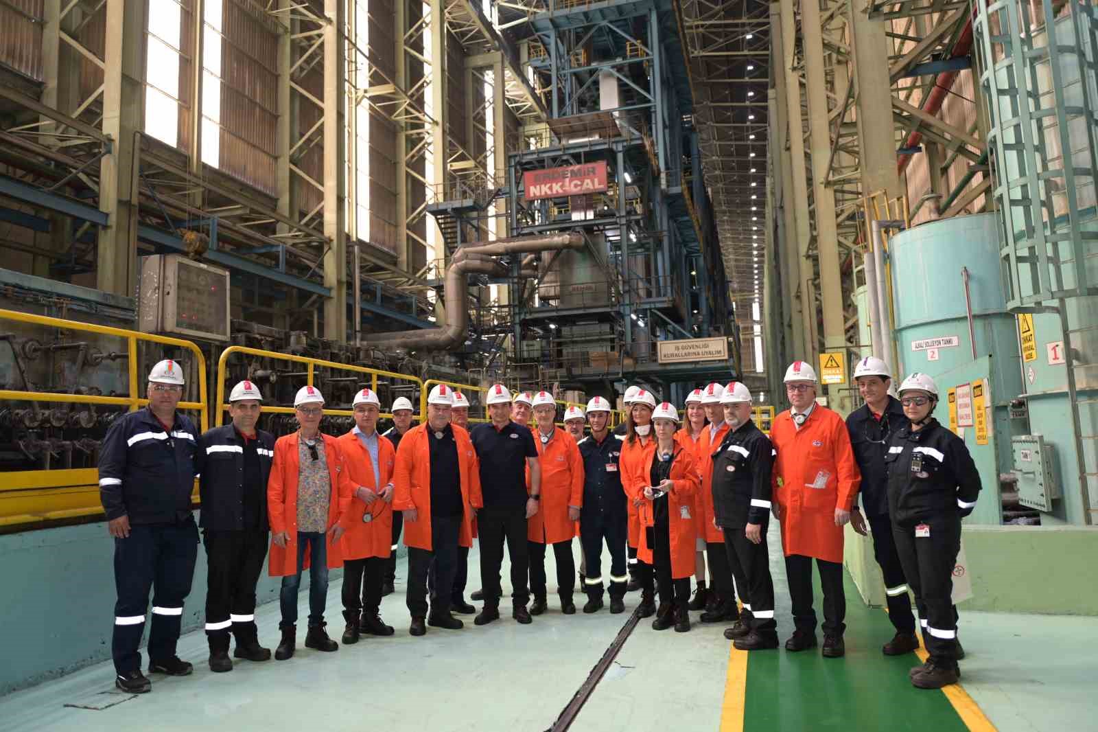 turkiyenin celigi erdemir 61 yasinda 4 caJ73vvi