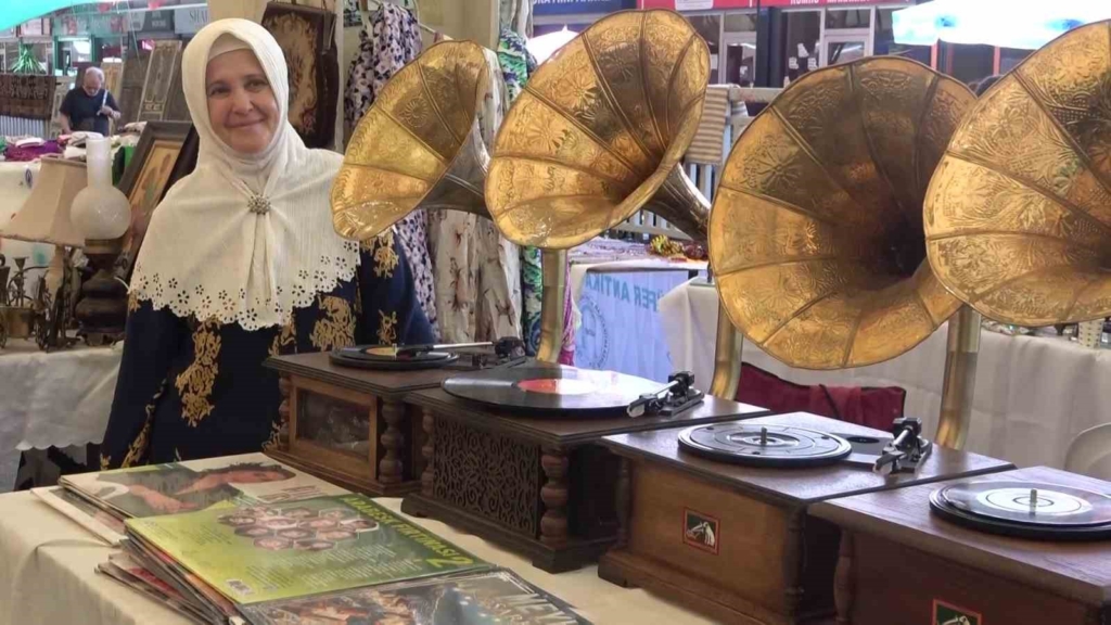 featured