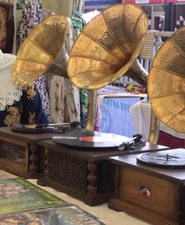 turkiyenin-dort-bir-yanindan-antikacilari-bursada-bulusturan-agora-antika-pazari-10-yasinda-JR4hnz9D.jpg