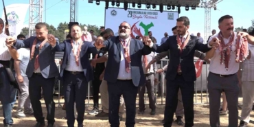 turkiyenin-dort-bir-yanindan-gelen-giresunlular-bursada-bulustu-CKcfYDmL.jpg