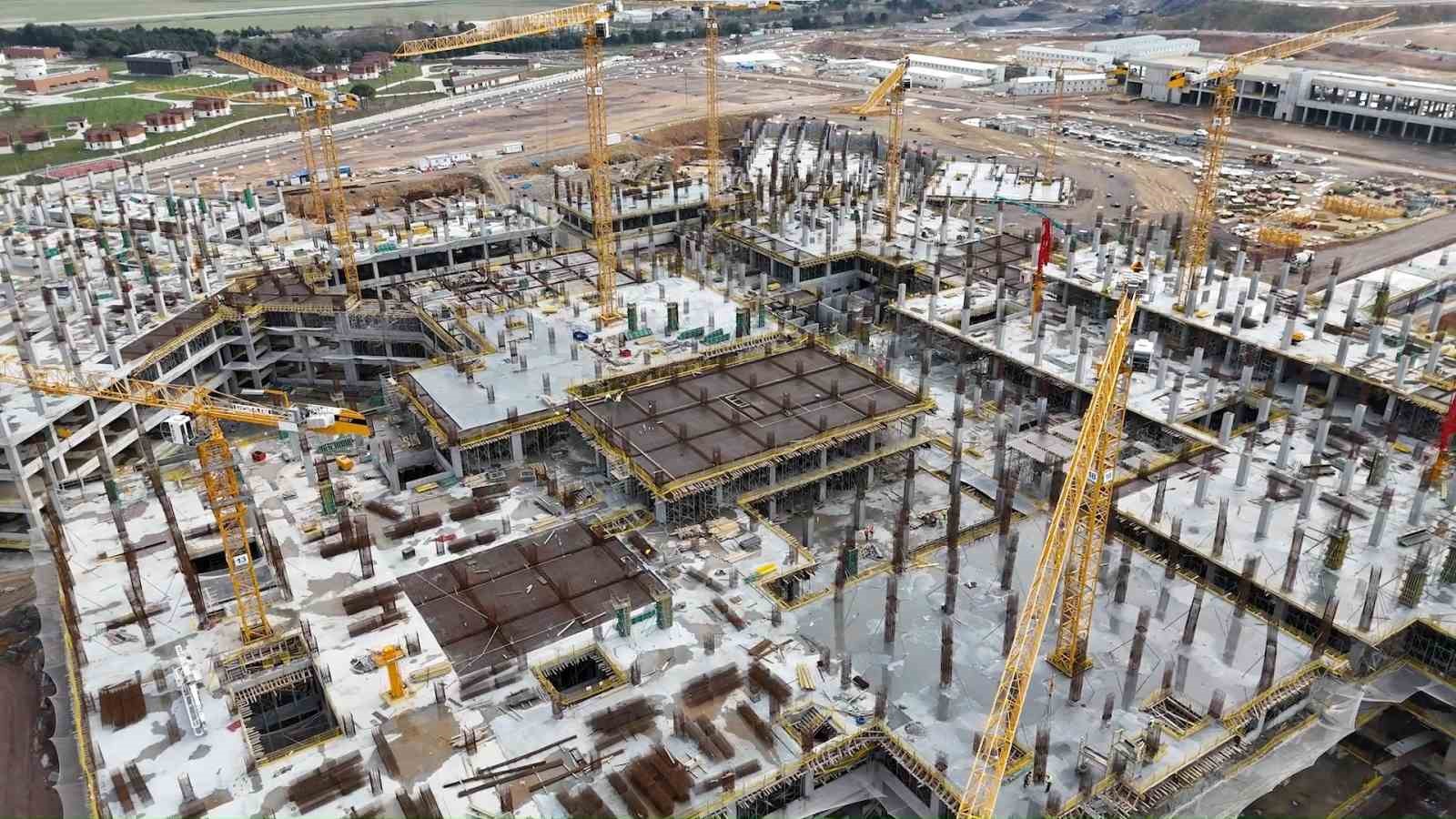 turkiyenin en buyuk sehir hastanesi sancaktepede yukseliyor 1 5NKS3tVa