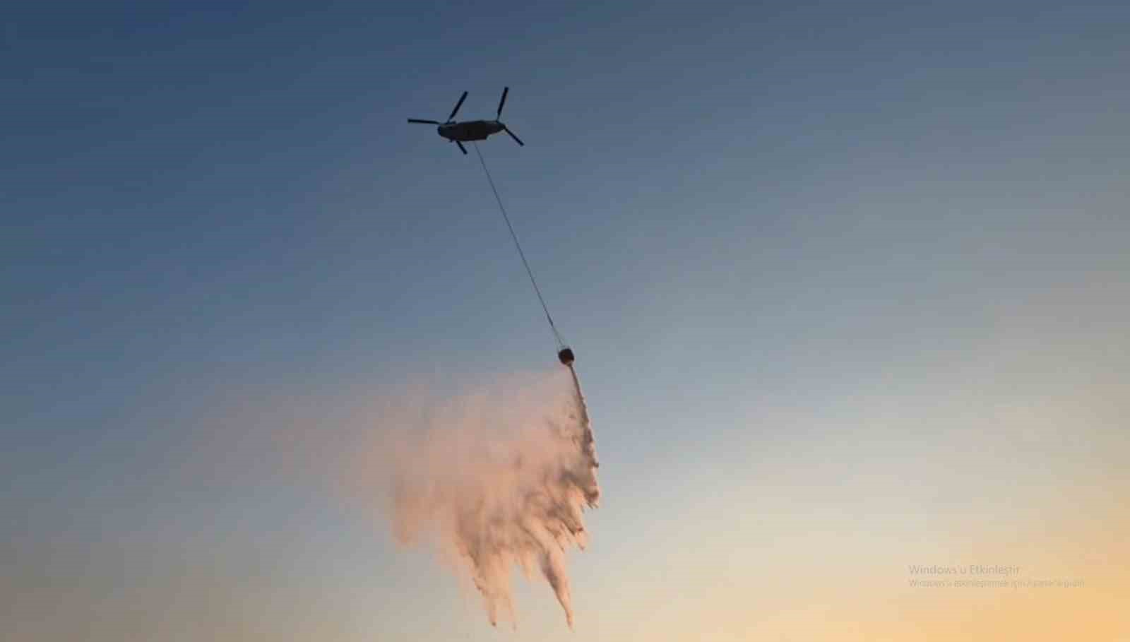 Türkiye’nin en büyük yangın söndürme helikopteri sahaya indi 4 turkiyenin en buyuk yangin sondurme helikopteri sahaya indi 0 G5dFHuTW