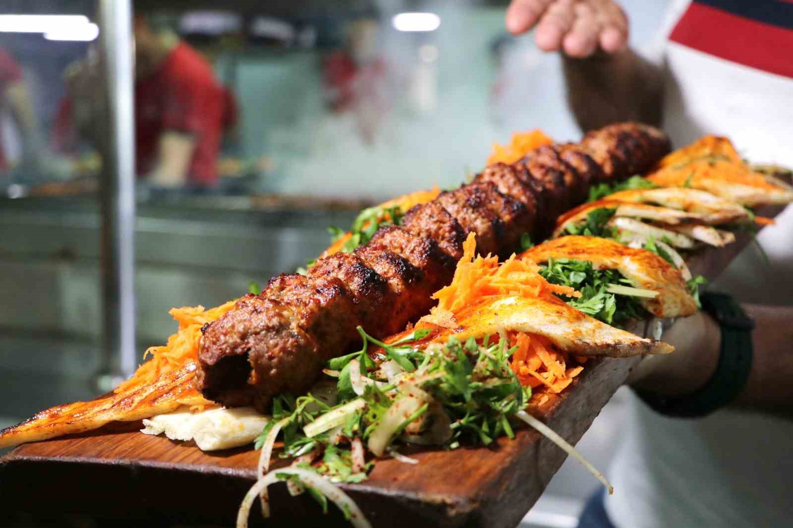 ‘Türkiye’nin en çok akla gelen lezzetleri’ listesinde Adana kebabının 3’üncü olmasına tepki 4 turkiyenin en cok akla gelen lezzetleri listesinde adana kebabinin 3uncu olmasina tepki 0 DcJiIbDc