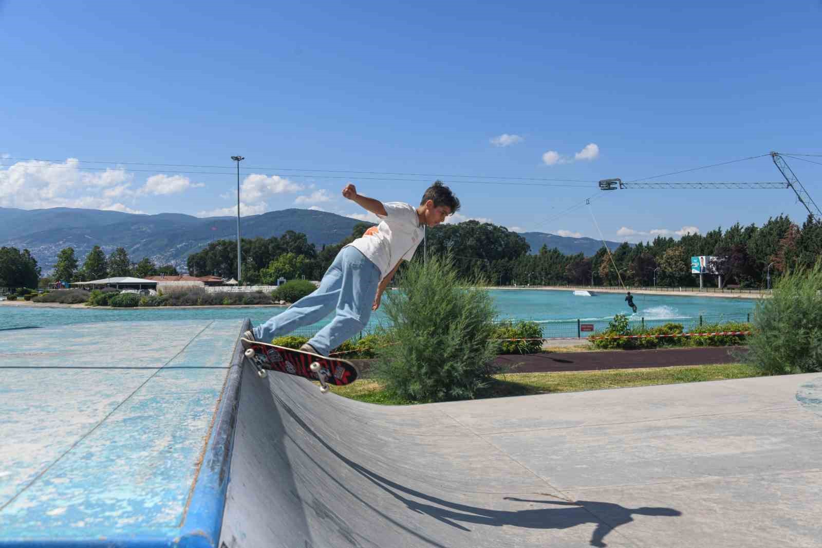 turkiyenin en iyi kaykaycilari osmangazide nefes kesti 0 aSm7KepZ