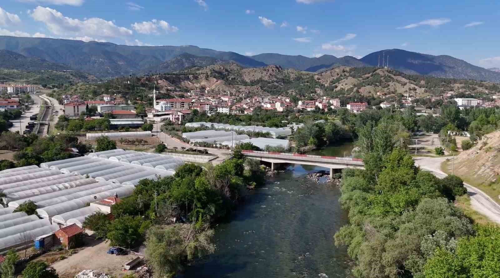 turkiyenin en sicak yeri bayramin ilk gununde 46 derece 2