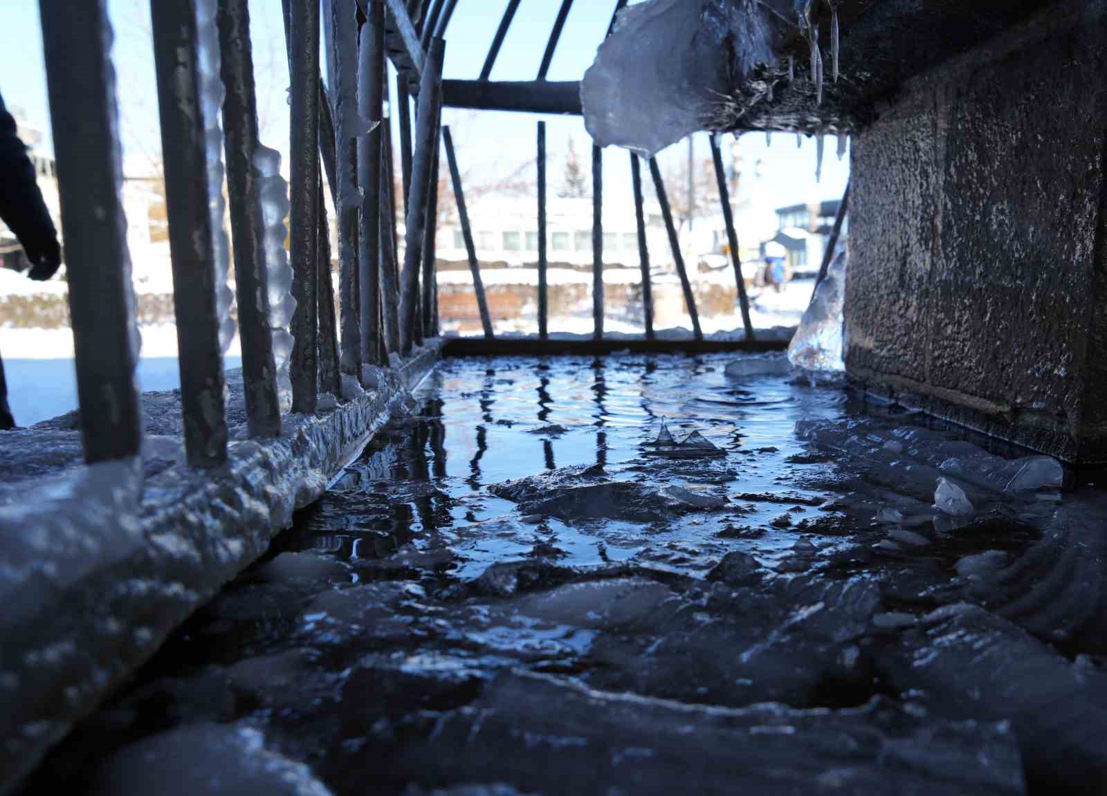 turkiyenin en soguk yeri erzurum oldu cesmeler buz tuttu 7 nWqwEAgV