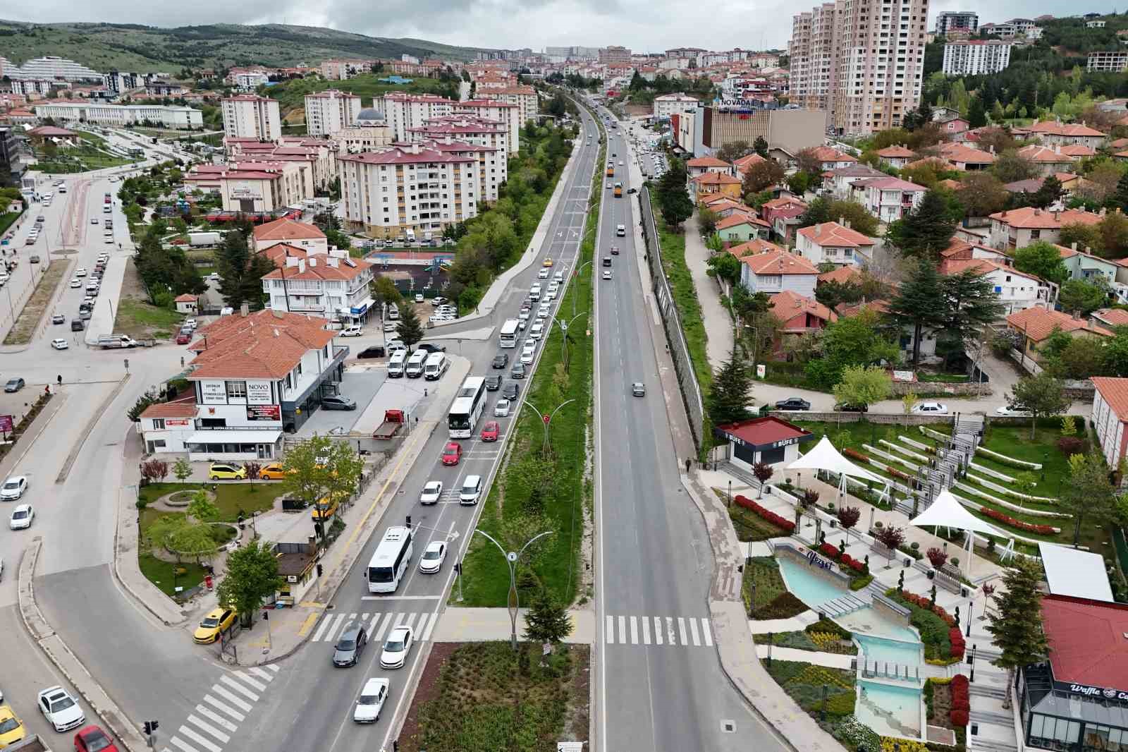 turkiyenin gecis guzergahi yozgatta bayram trafigi yogunlugu 3