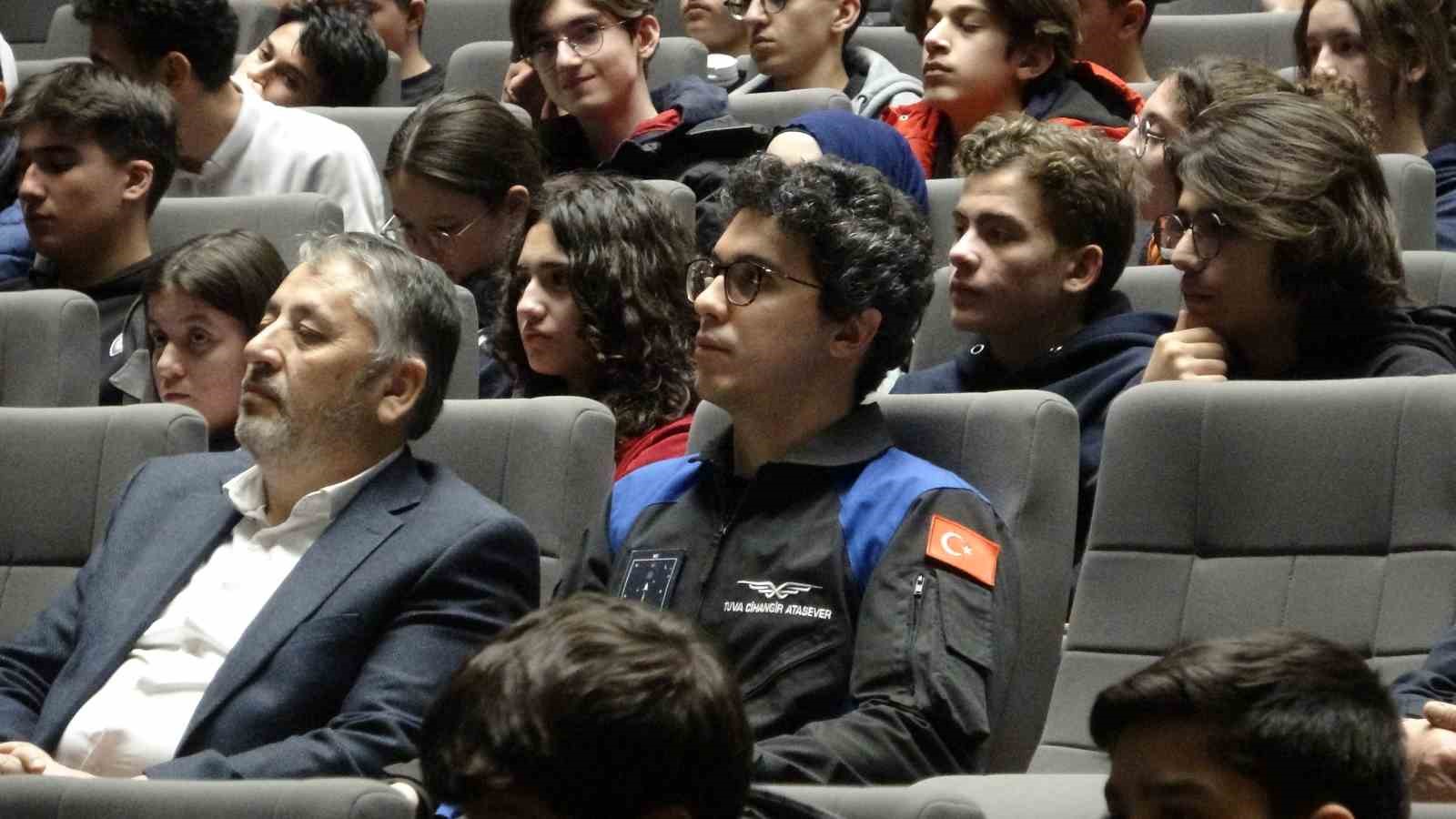 turkiyenin ikinci milli astronotu tuva cihangir atasever ispartada ogrencilerle bulustu 1 H6LZjb7X