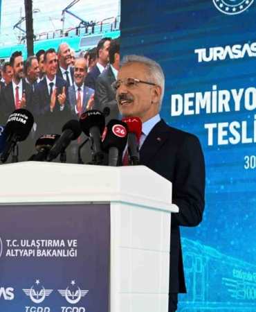 turkiyenin-ilk-hizli-tren-fabrikasi-22z39wvY.jpg