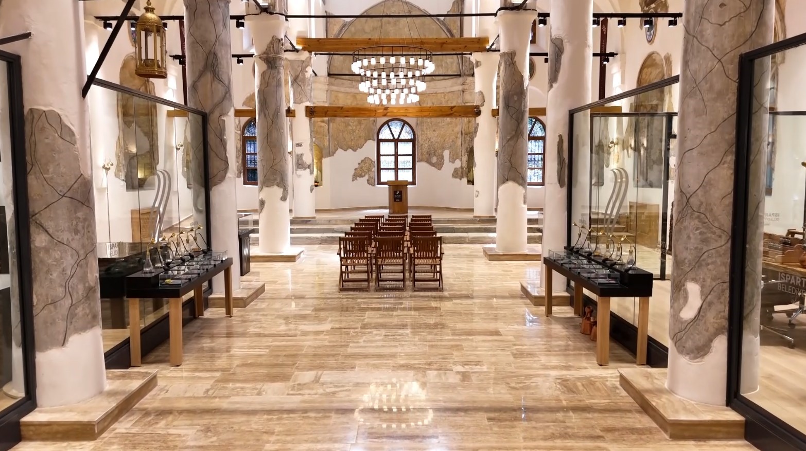 turkiyenin ilk koku muzesi ispartada 4 bin 500 yillik parfum formulu sergileniyor 1 XAT6HWG2
