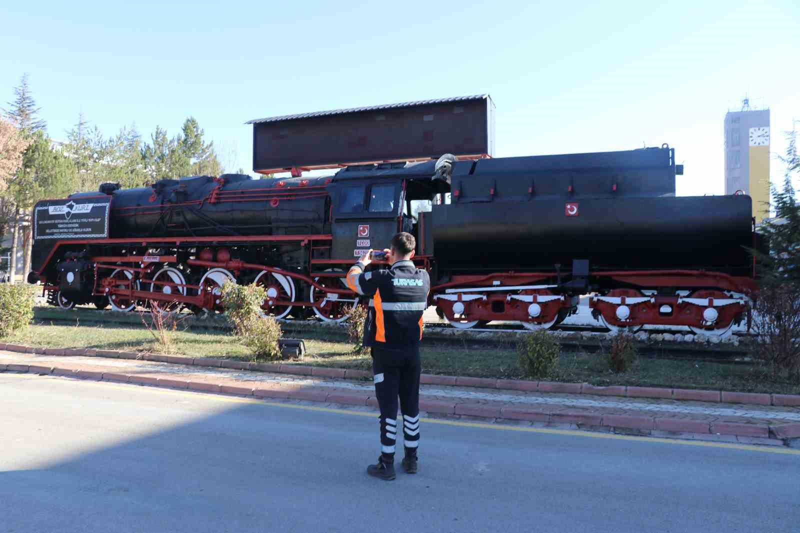 turkiyenin ilk yerli lokomotifi bozkurt tarihe isik tutuyor 5 JKWccsOE