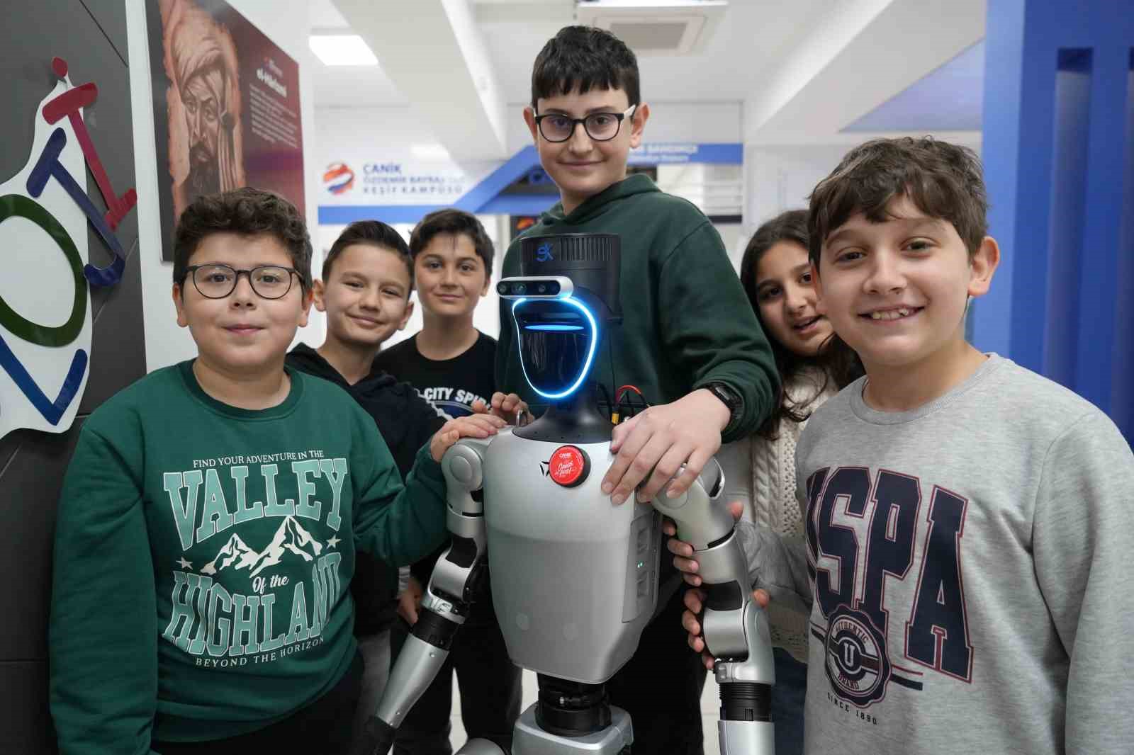 turkiyenin nufusa kaydedilen ilk robotu simdi de ise basladi 0 PLbfXVeT