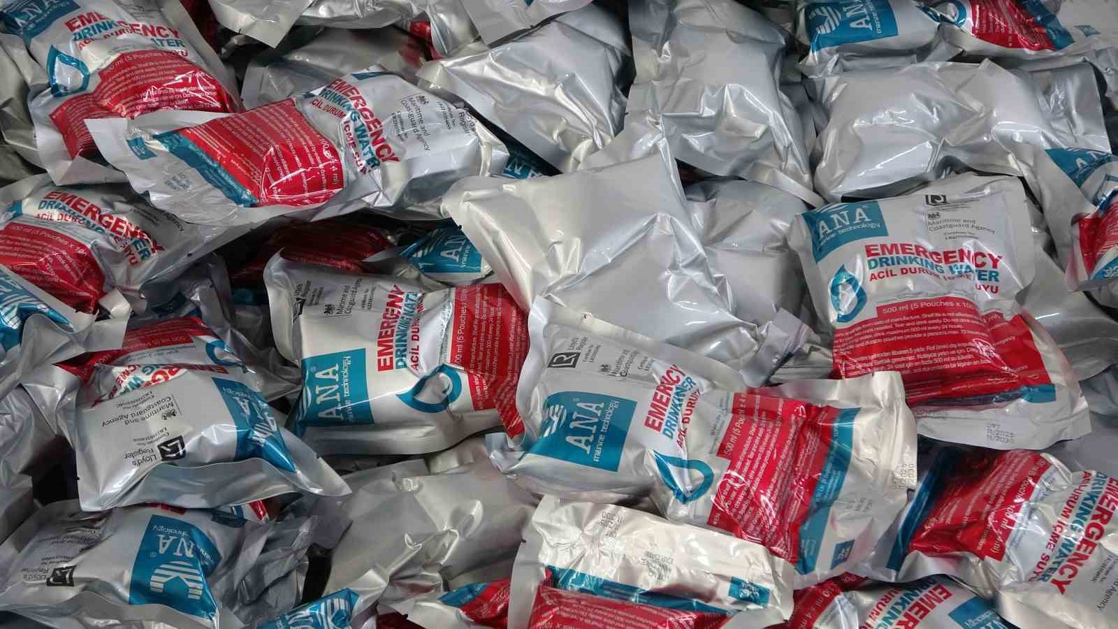 Türkiye’nin tek yerli acil durum gıdası ve suyu Trabzon’da deprem çantasına giriyor 6 turkiyenin tek yerli acil durum gidasi ve suyu trabzonda deprem cantasina giriyor 2 akQkD9P4