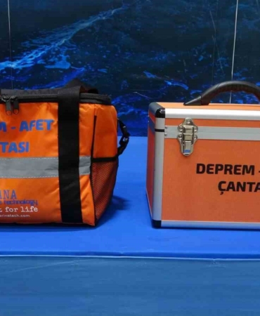 turkiyenin-tek-yerli-acil-durum-gidasi-ve-suyu-trabzonda-deprem-cantasina-giriyor-UhhITBWJ.jpg