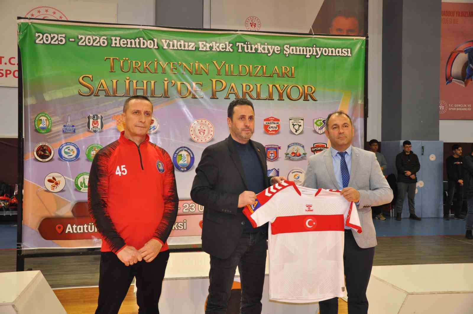 turkiyenin yildizlari salihlide parladi hentbolda sampiyon besiktas 9 QOJiSeUy