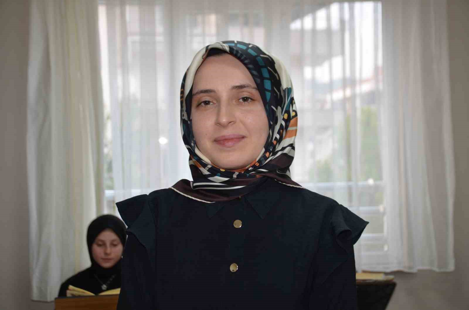 Türkiye’ye eğitim için geldi, her gün 3 saat uykuyla azmederek 8 ayda hafız oldu 7 turkiyeye egitim icin geldi her gun 3 saat uykuyla azmederek 8 ayda hafiz oldu dEMIVDVJ
