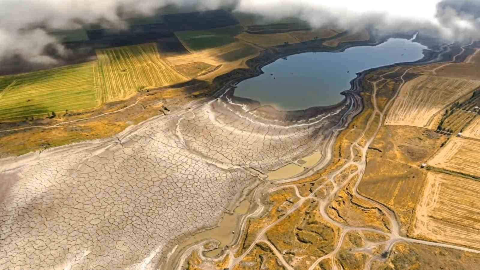 turkmenli goletinde algasid dozlama ile su kalitesi artiriliyor 2 VSprnkfl