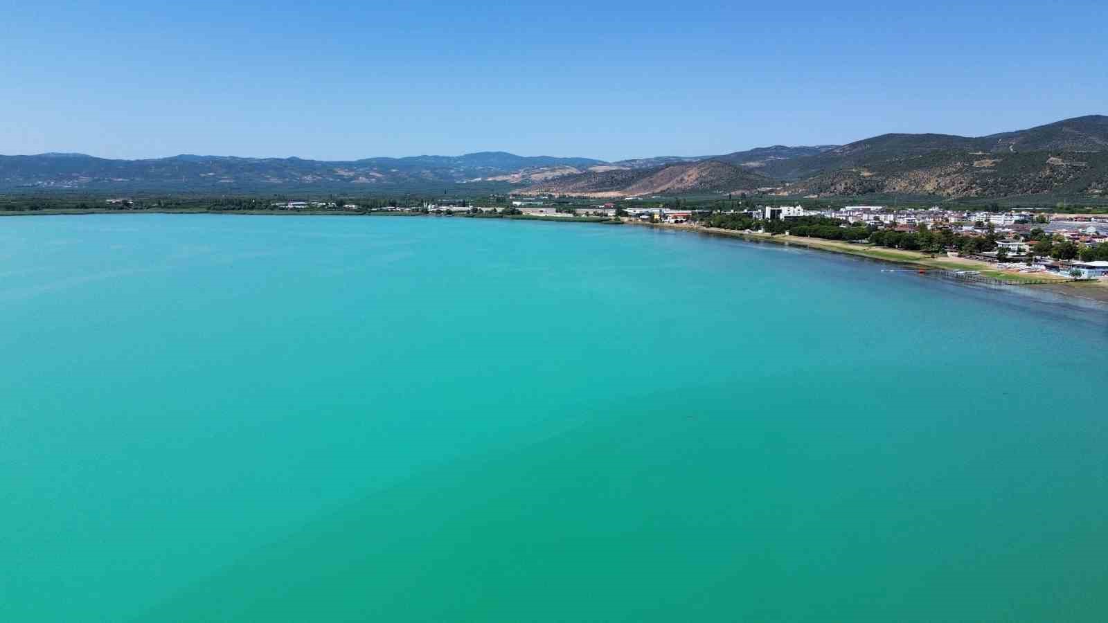 Turkuaza bürünen İznik Gölü mest etti 4 turkuaza burunen iznik golu mest etti 0