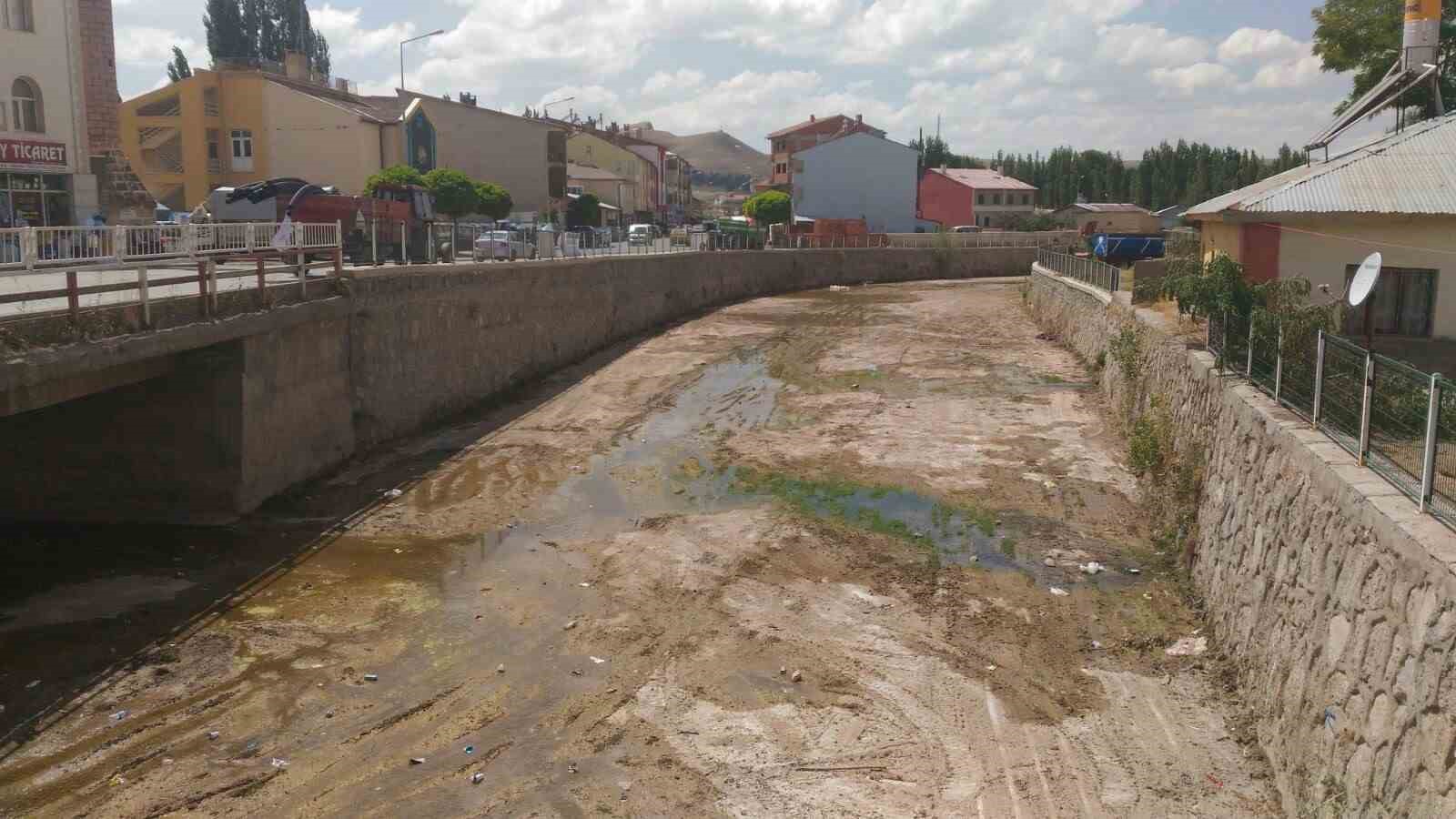 turkulere konu olan irmak yagislarla yeniden hayat buldu 4 4yd7c6YE