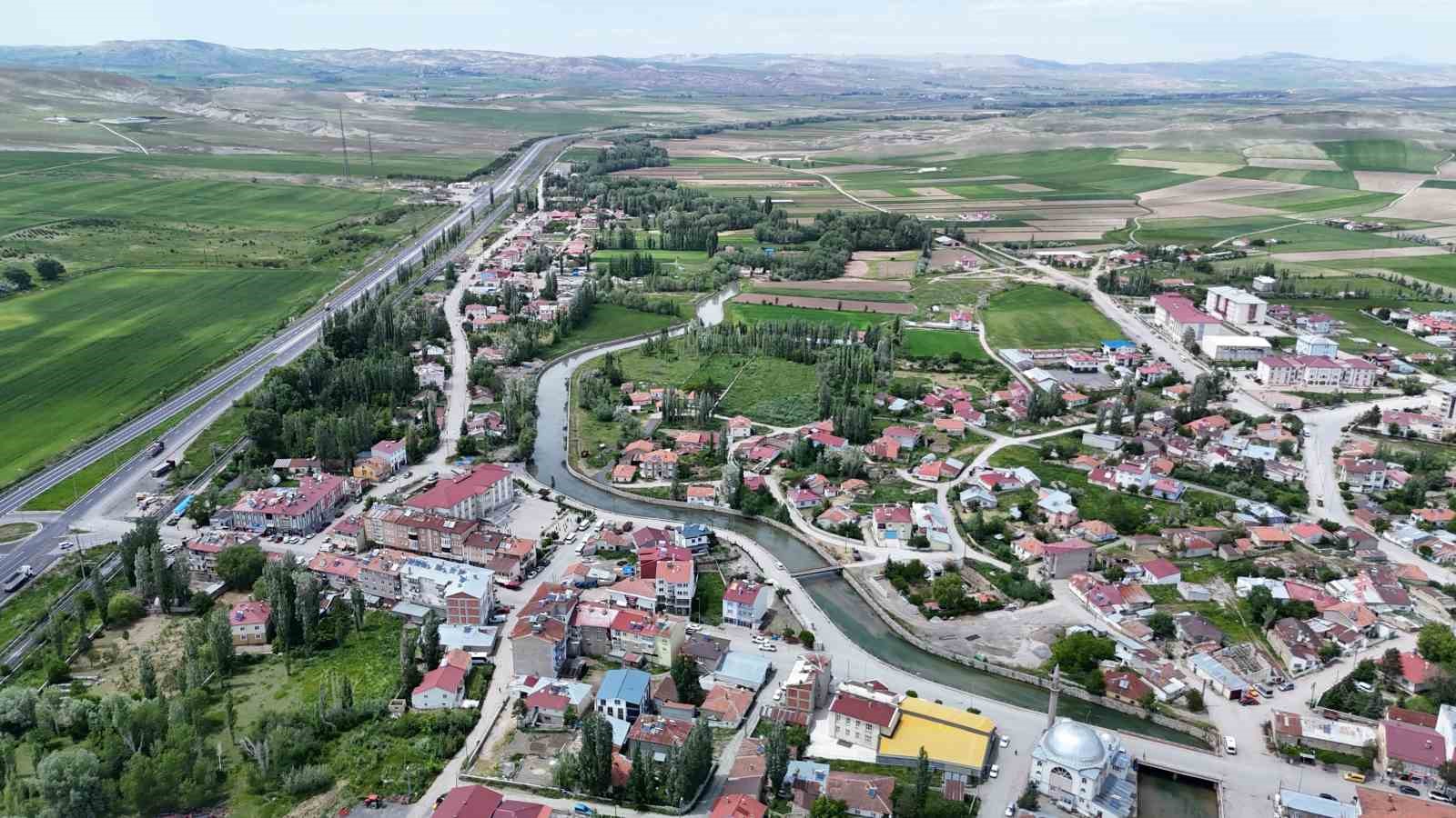 turkulere konu olan irmak yagislarla yeniden hayat buldu 7 K3HS9jQy