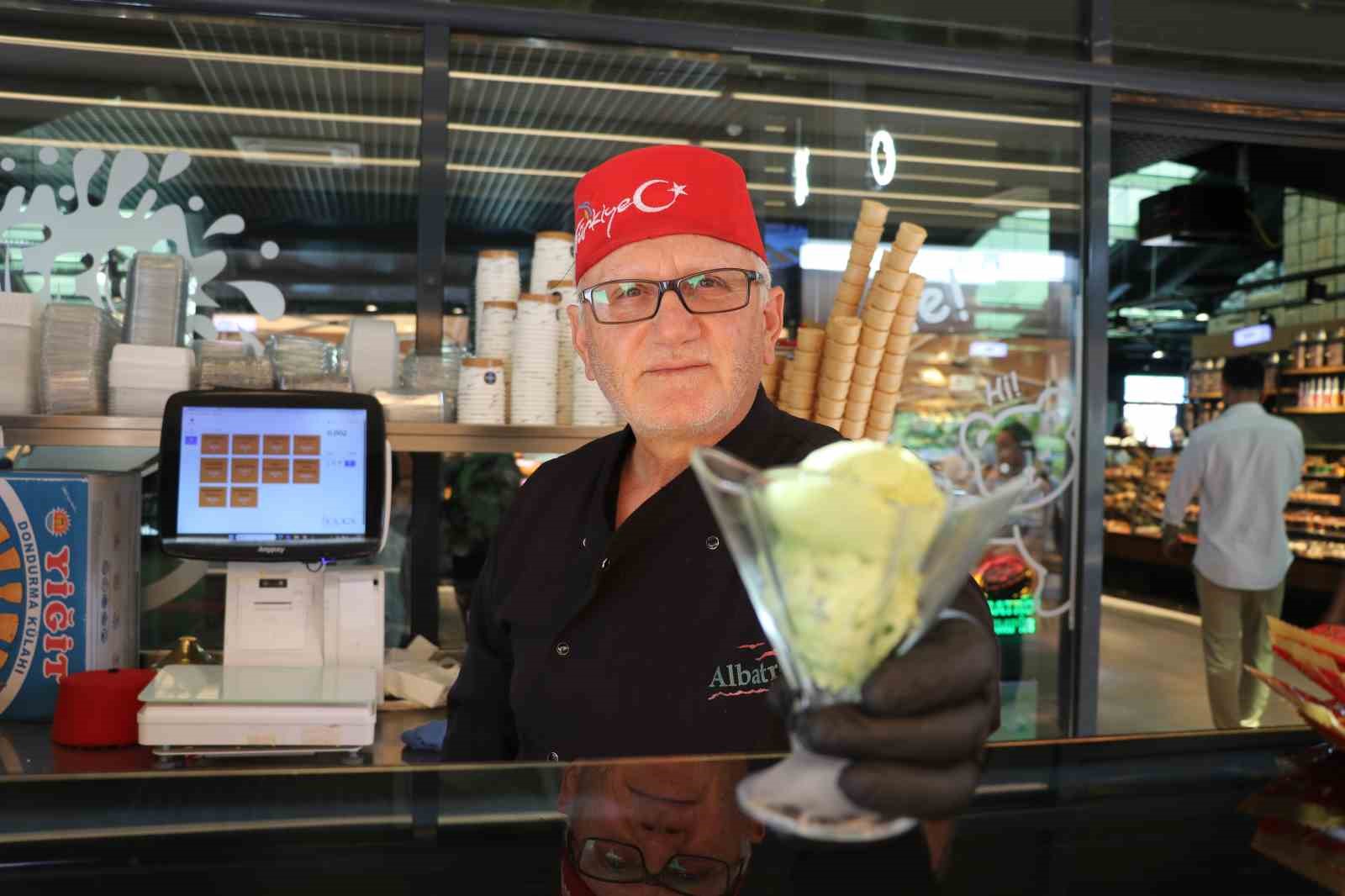 turkulere konu olan madimakin dondurmasini yaptilar 9 XU2plRn3