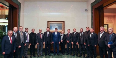 turkyed-baskani-celik-cumhurbaskani-yardimcisi-yilmaza-kucukbas-hayvan-yetistiricilerinin-sorunlarini-anlatti-5Gqnwj48.jpg