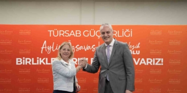tursab-baskanlik-yarisinda-ozsavas-ve-hacialioglu-guclerini-birlestirdi-J3Gd8zY1.jpg